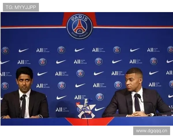 巴黎圣日耳曼彻底暴露矛盾危机，战术依赖姆巴佩依赖个人巨星阵容，豪门地位失衡难以控制，地位下滑难以逆转。